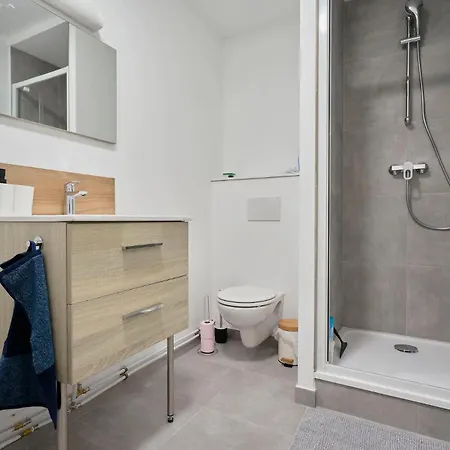 Locations - Le Semart Apartment *